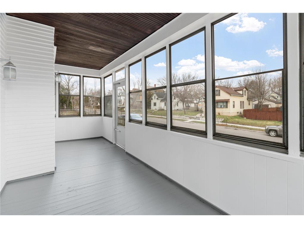 1032 Minnehaha Avenue E Saint Paul MN 55106 7053803 image4