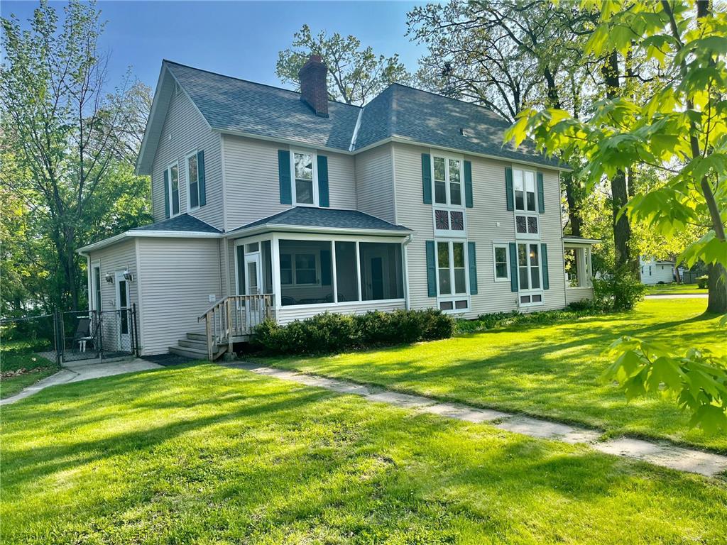 1032 NW 3rd Avenue Grand Rapids MN 55744 6377226 image1