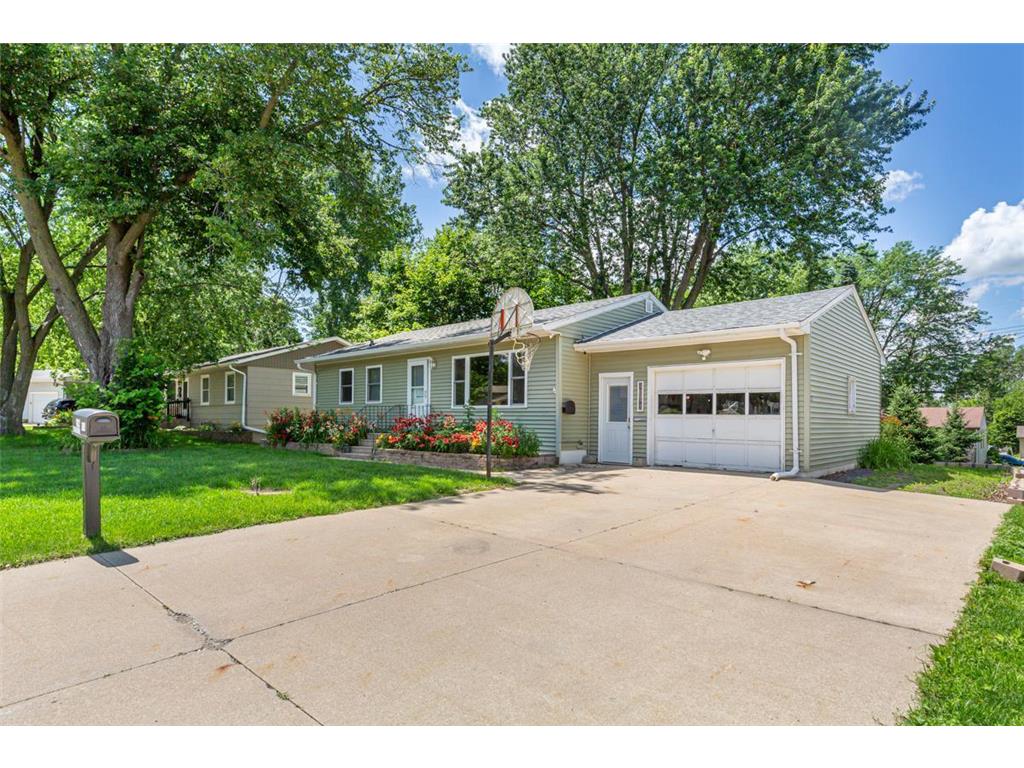 1032 Valley View Road Faribault MN 55021 6825077 image1