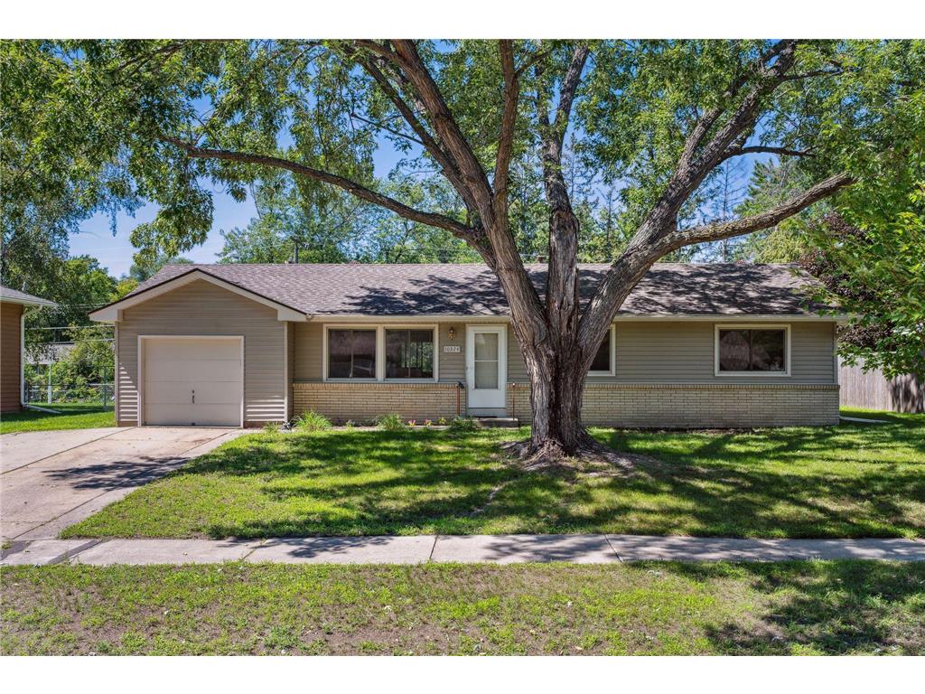 10324 Xavis Street NW Coon Rapids MN 55433 6413992 image1