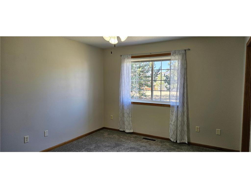 1033 5th Avenue NW Perham MN 56573 7054731 image5