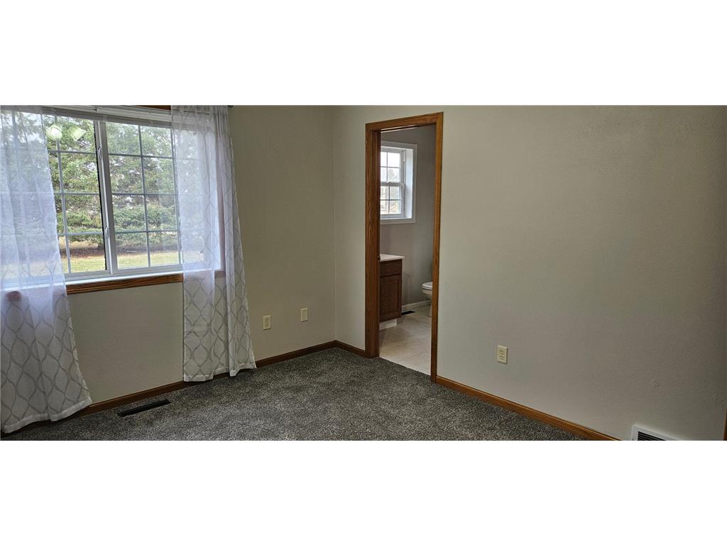 1033 5th Avenue NW Perham MN 56573 7054731 image6