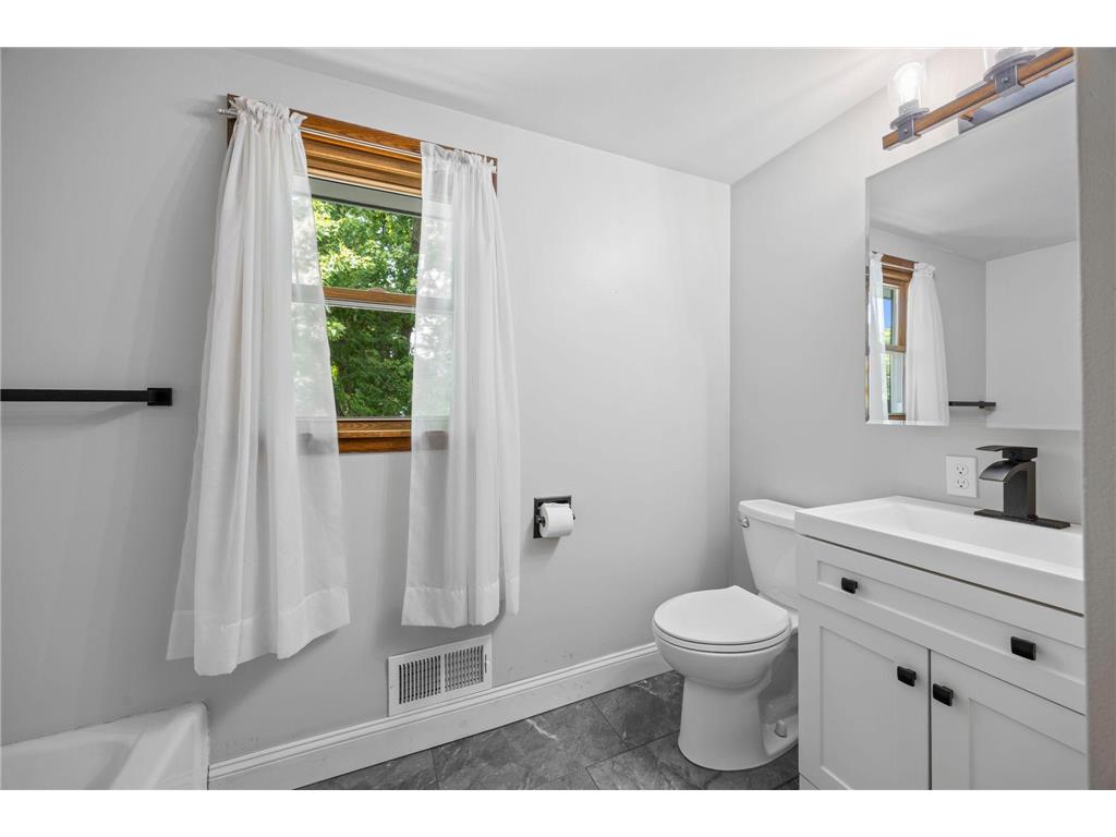 1033 Dayton Avenue Saint Paul Park MN 55071 7104750 image19
