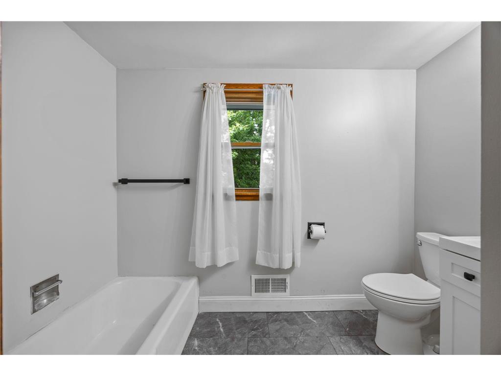 1033 Dayton Avenue Saint Paul Park MN 55071 7104750 image20