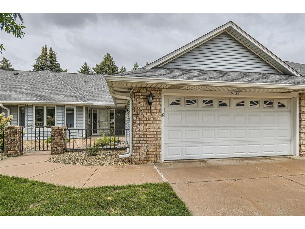 1033 Royal Court Shoreview MN 55126 6571038 image1