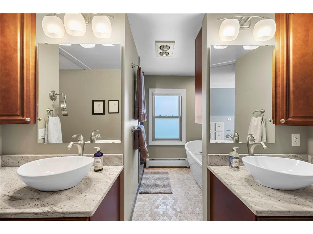 1033 Smith Avenue S West Saint Paul MN 55118 7069271 image27
