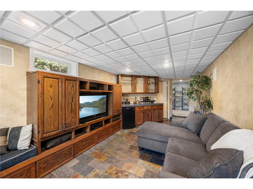 1033 Smith Avenue S West Saint Paul MN 55118 7069271 image30