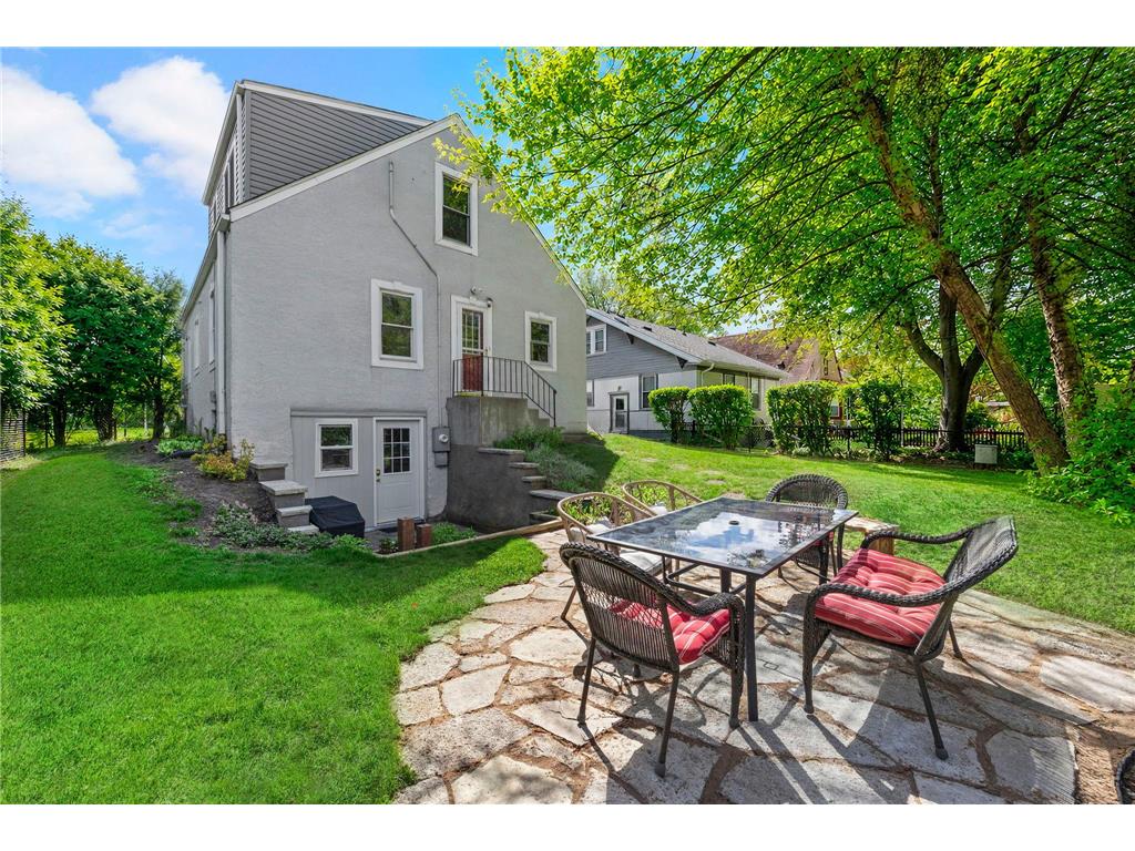 1033 Smith Avenue S West Saint Paul MN 55118 7069271 image41