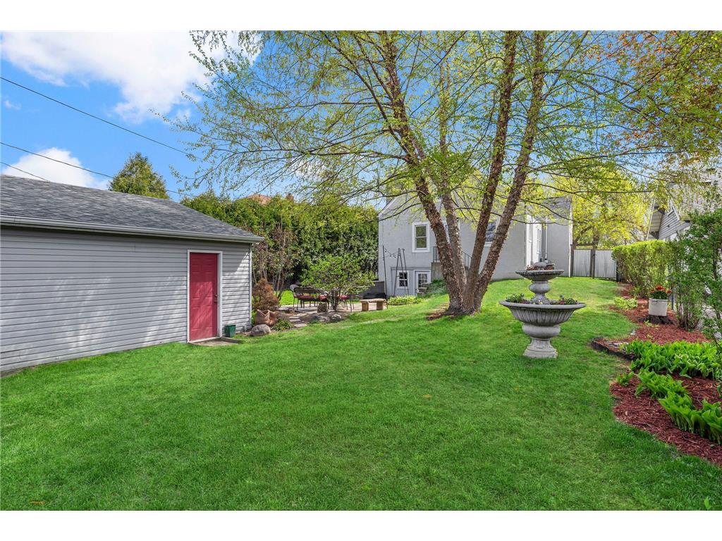 1033 Smith Avenue S West Saint Paul MN 55118 7069271 image44