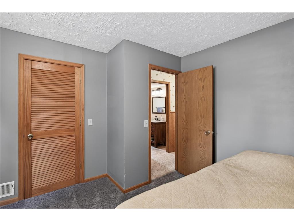10332 102nd Place N Maple Grove MN 55369 7101002 image31