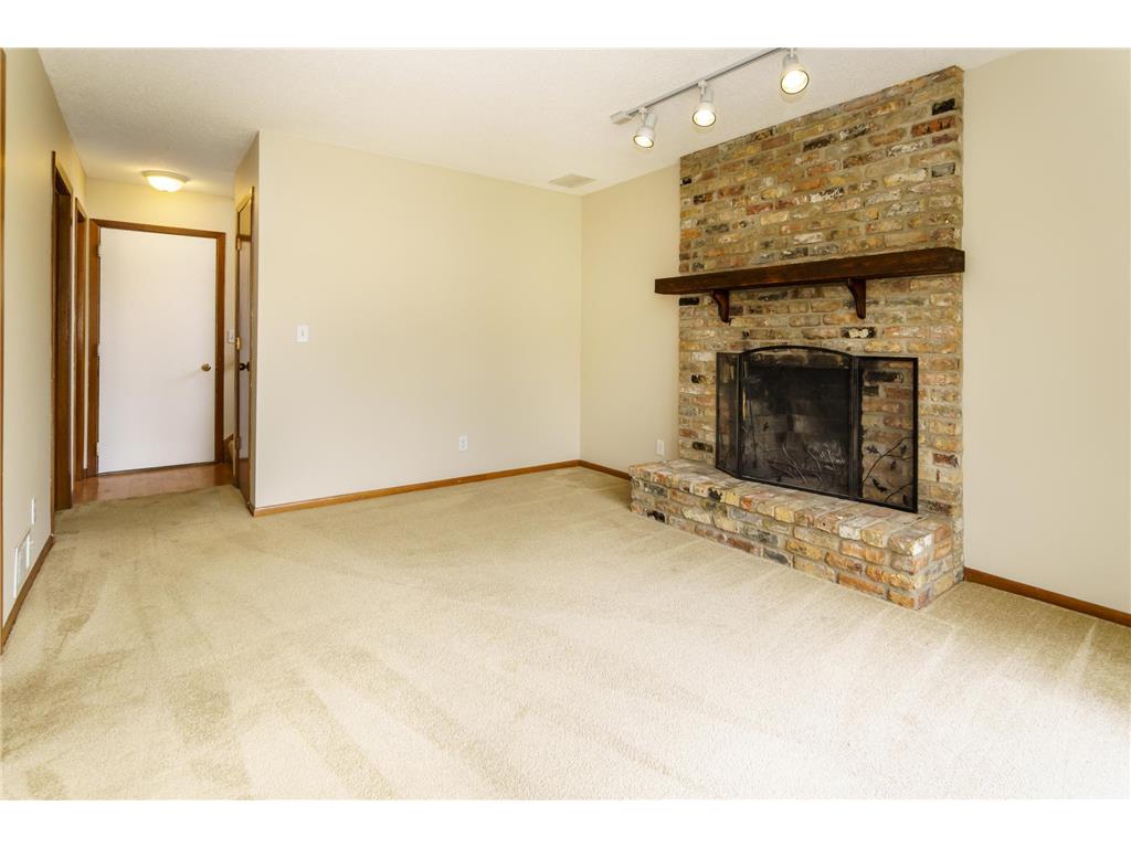 10332 Balsam Lane Eden Prairie MN 55347 7094623 image16