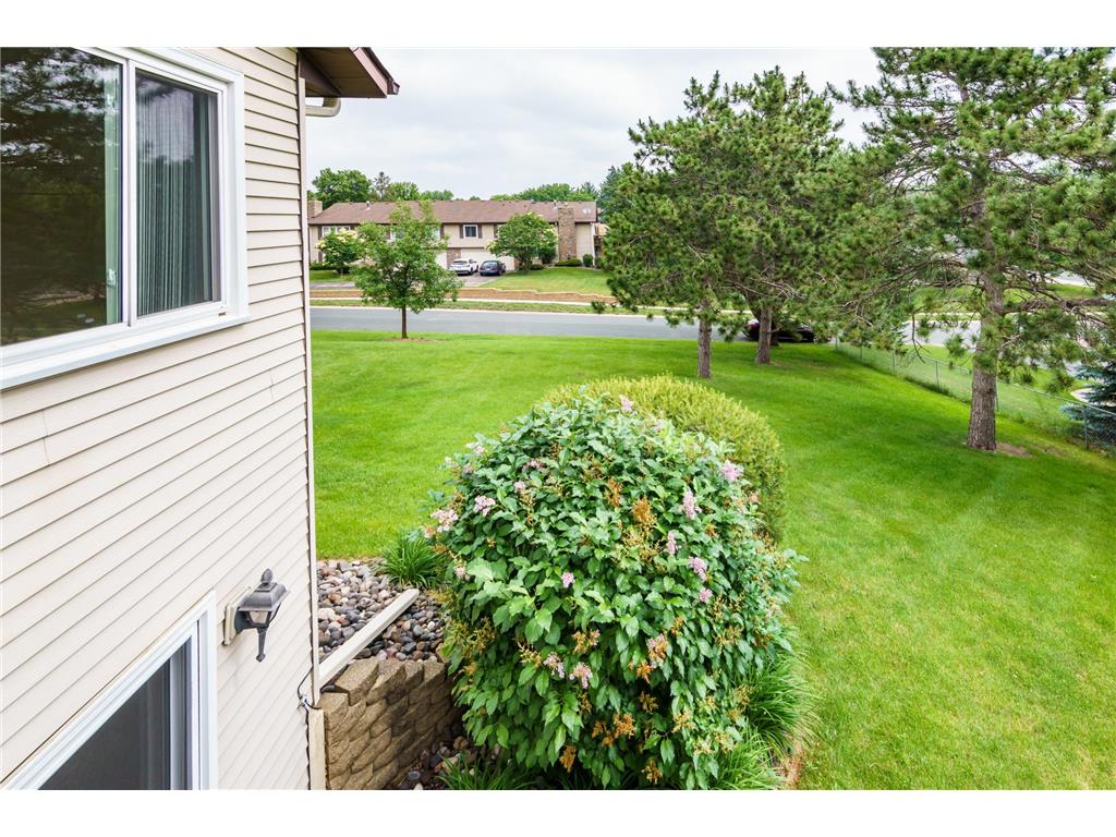 10332 Balsam Lane Eden Prairie MN 55347 7094623 image22