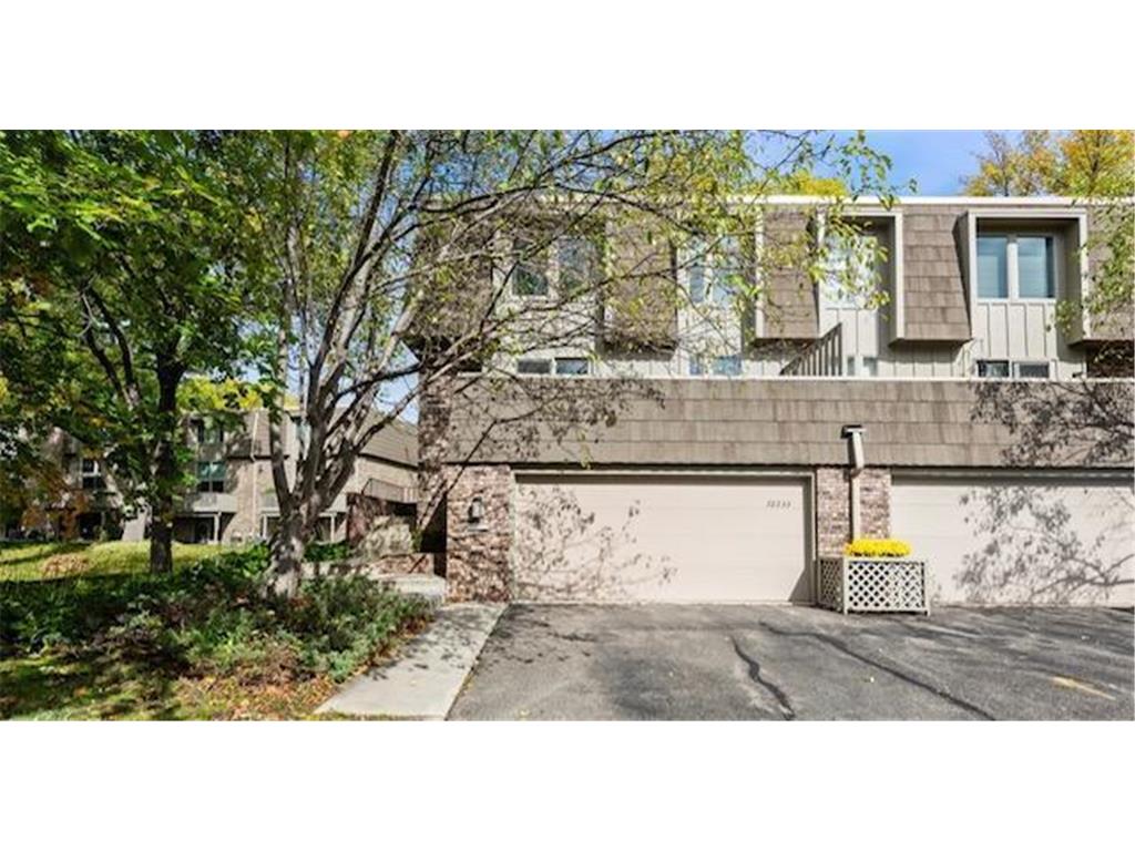 10335 Berkshire Road Bloomington MN 55437 6436300 image1