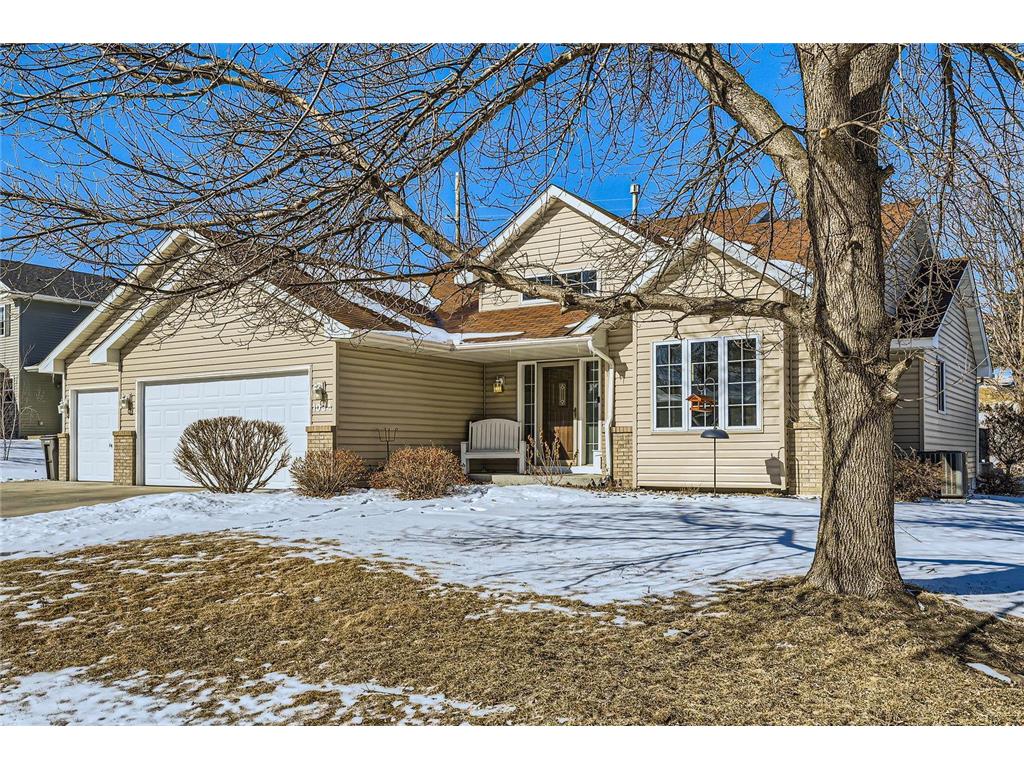 1034 Pond Curv Waconia MN 55387 6674088 image1