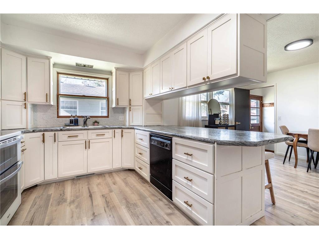 1034 Randolph Avenue Fergus Falls MN 56537 7059692 image16