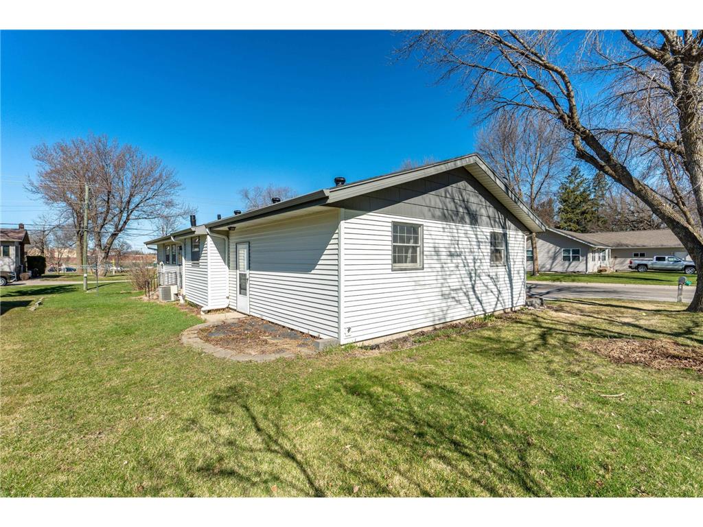1034 Randolph Avenue Fergus Falls MN 56537 7059692 image46