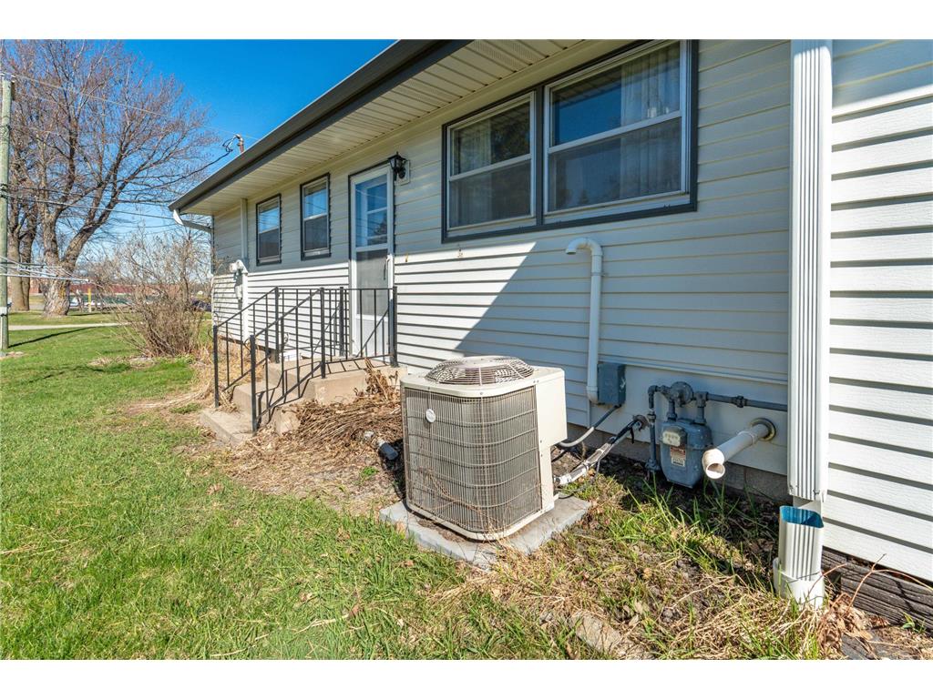 1034 Randolph Avenue Fergus Falls MN 56537 7059692 image48