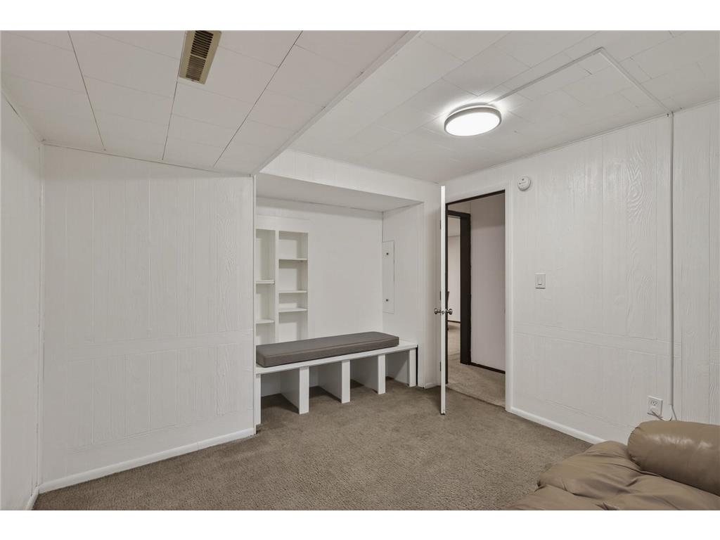 10340 York Lane Bloomington MN 55431 7073627 image39