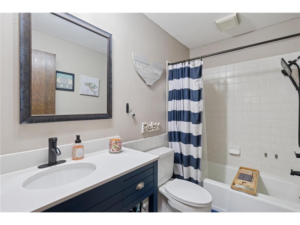 10346 Berkshire Road Bloomington MN 55437 6705074 image14