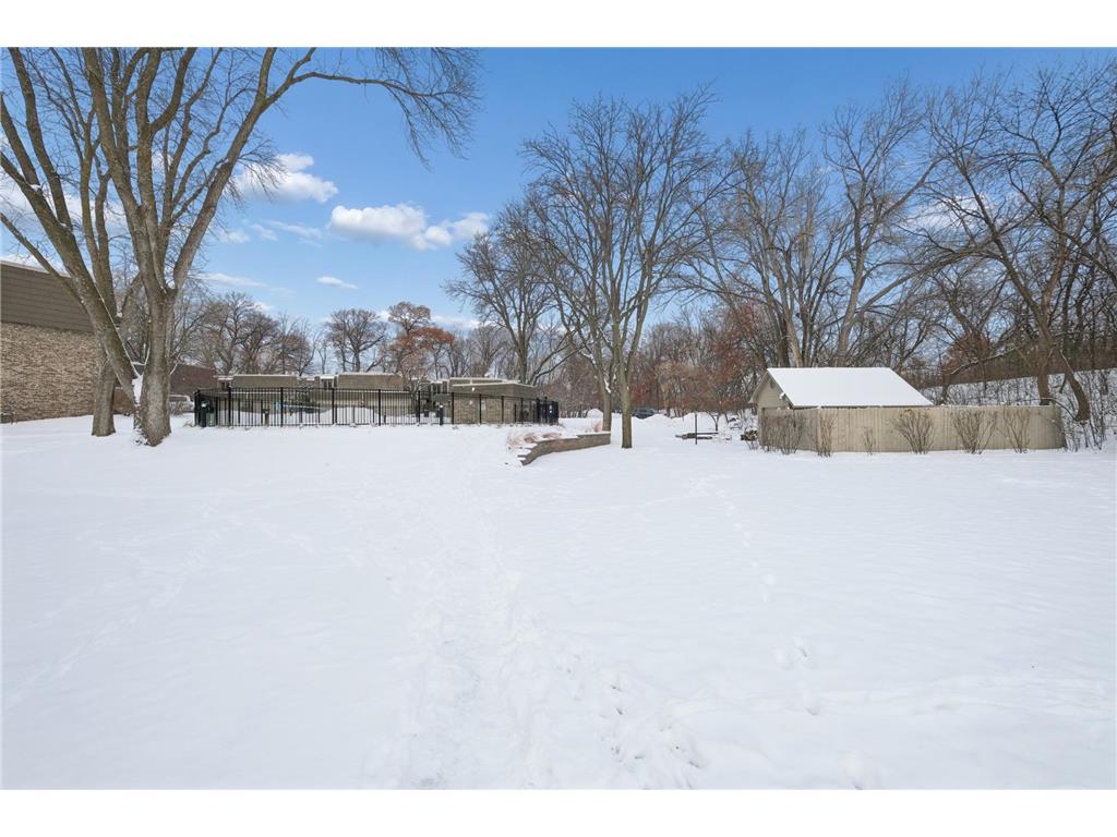 10346 Berkshire Road Bloomington MN 55437 6705074 image26