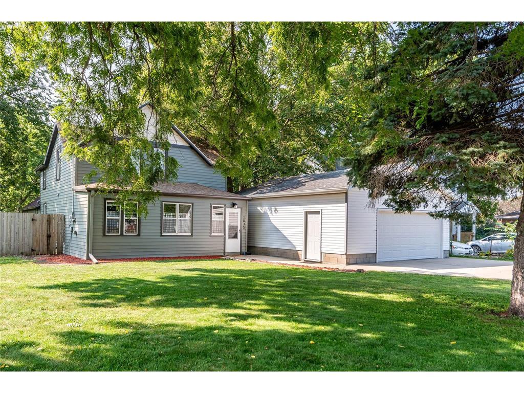 1035 E Main Street Mankato MN 56001 6426121 image1