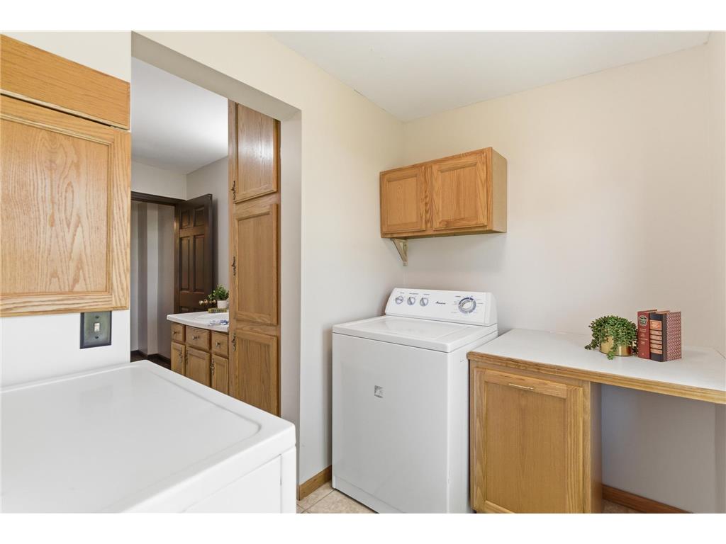 1035 E Main Street Mankato MN 56001 7081449 image15