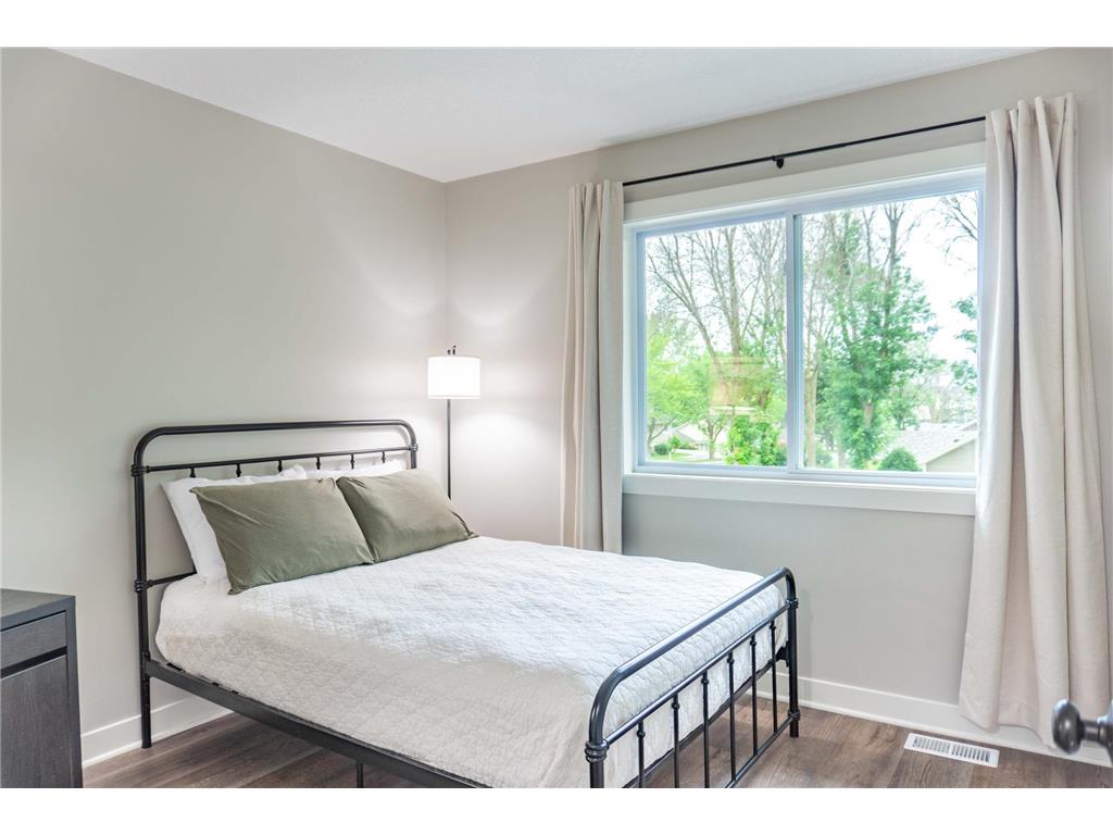 1035 Fox Run Road Waconia MN 55387 7105963 image24