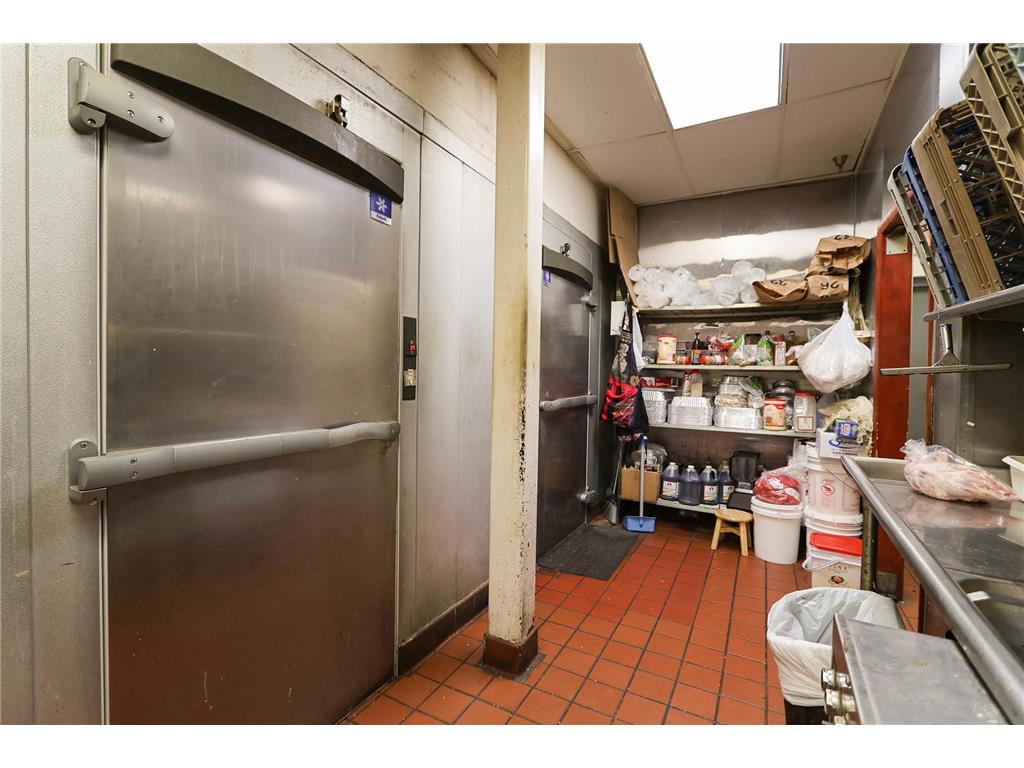 1035 Highway 96 W Shoreview MN 55126 7057974 image17