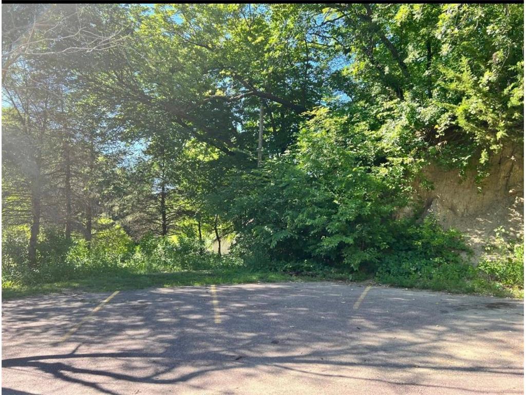 1035 Thompson Ravine Road Mankato MN 56001 7028529 image2