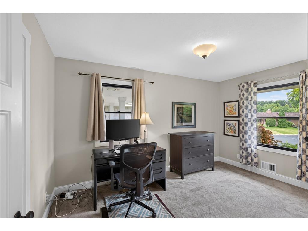 10351 Wildwood Circle Bloomington MN 55437 7092912 image17