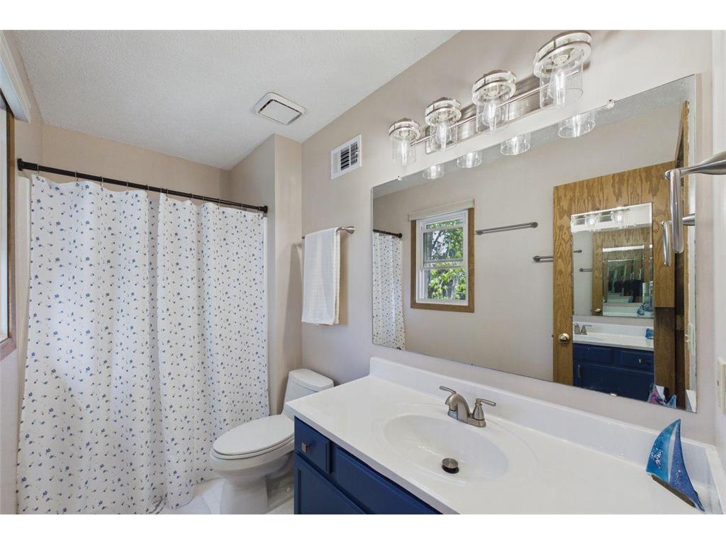 10358 Lee Drive Eden Prairie MN 55347 7069929 image18