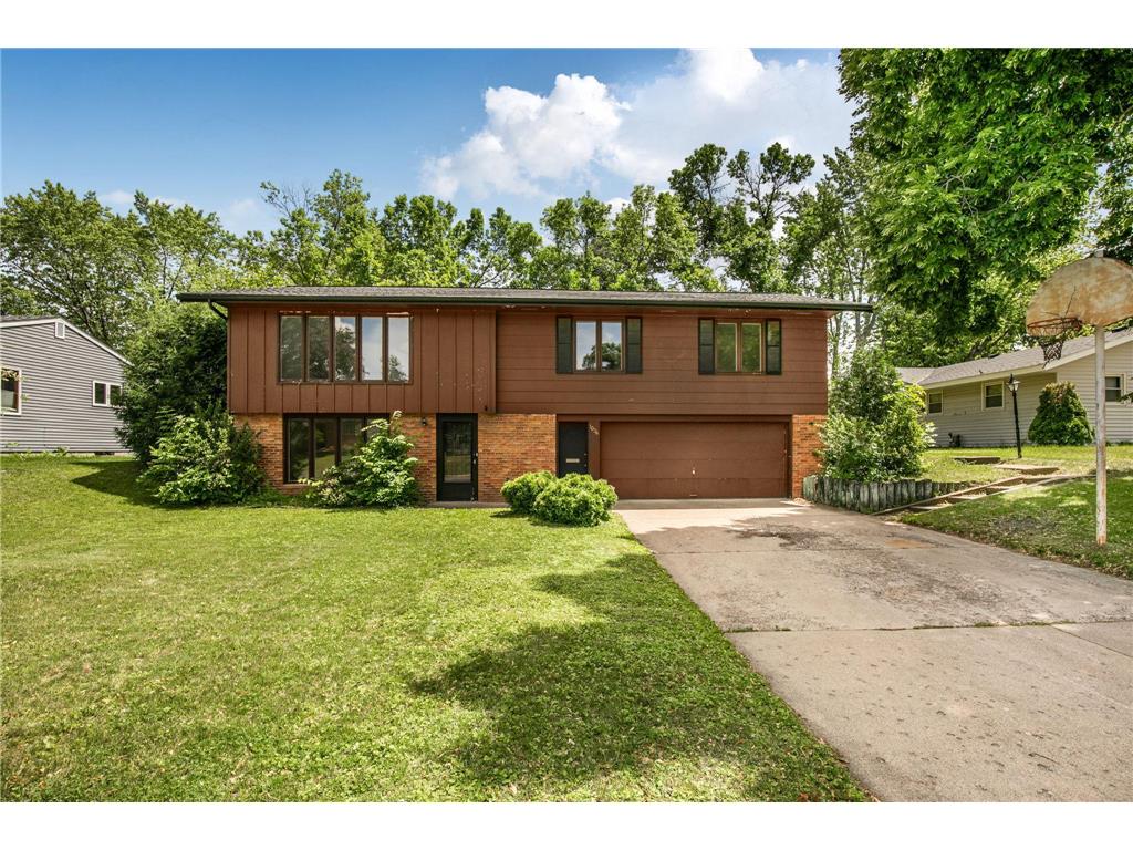 1036 24th Avenue N Saint Cloud MN 56303 7081968 image1