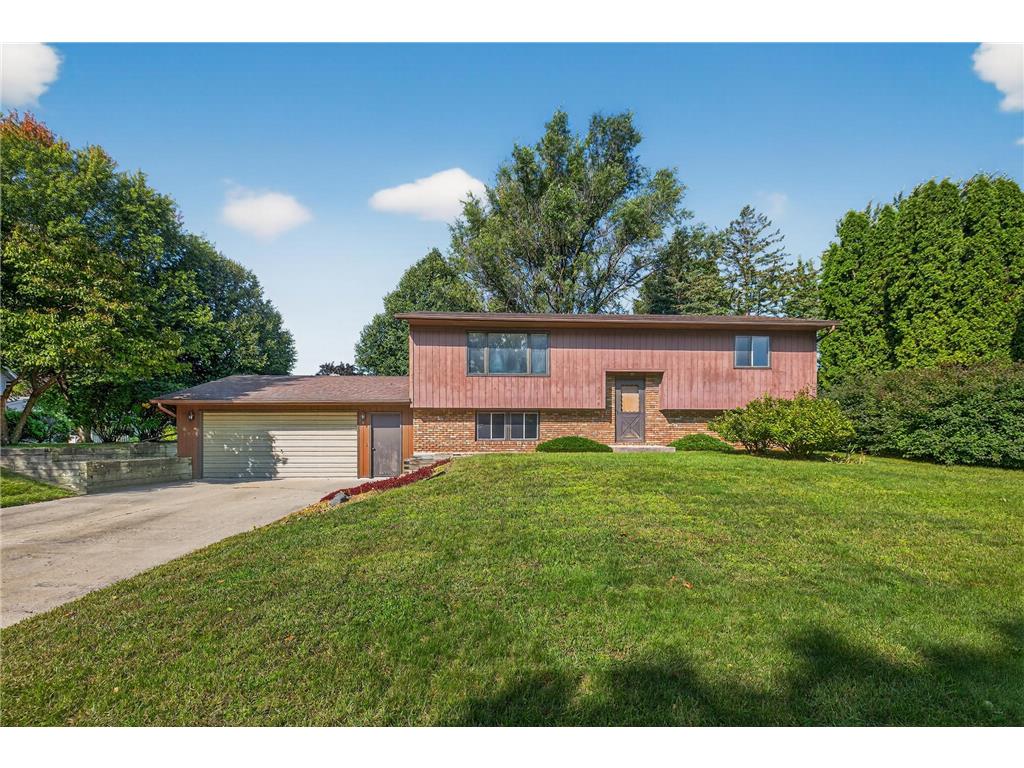 1036 Lilac Lane Lake City MN 55041 6787380 image1