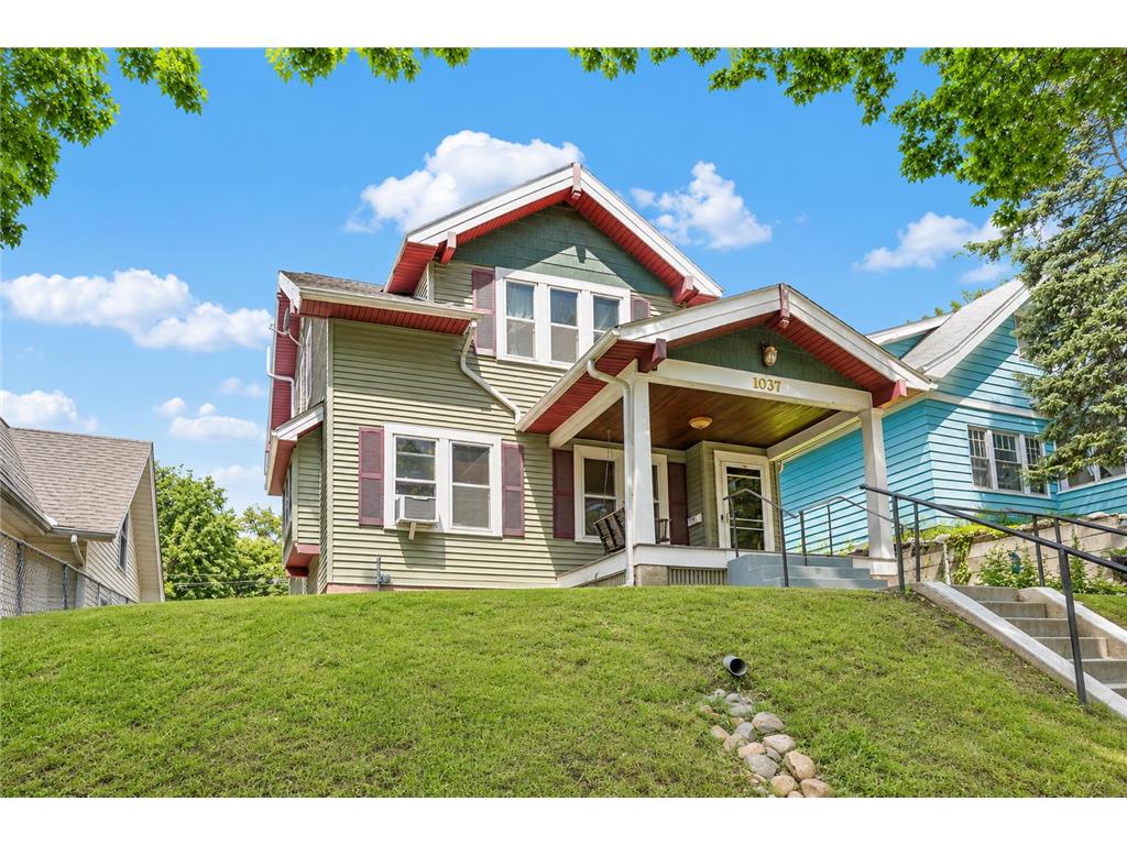 1037 Burr Street Saint Paul MN 55130 7090670 image1