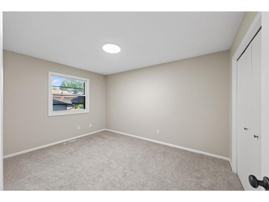 10370 Flamingo Street NW Coon Rapids MN 55433 7087759 image10