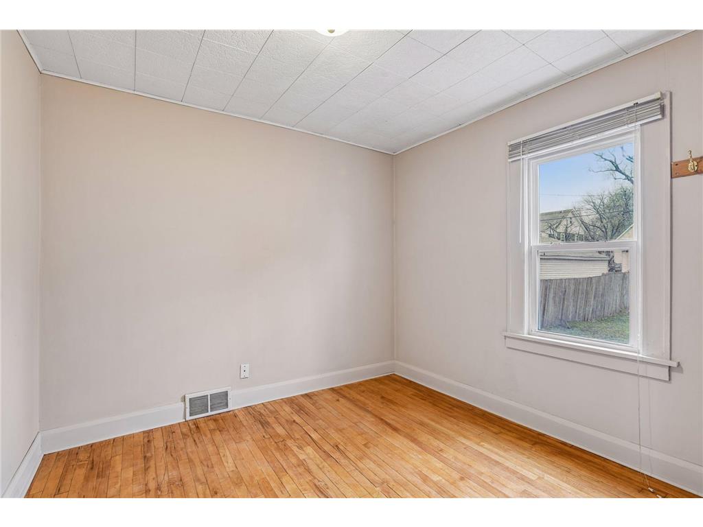 1038 23rd Avenue SE Minneapolis MN 55414 7055745 image13
