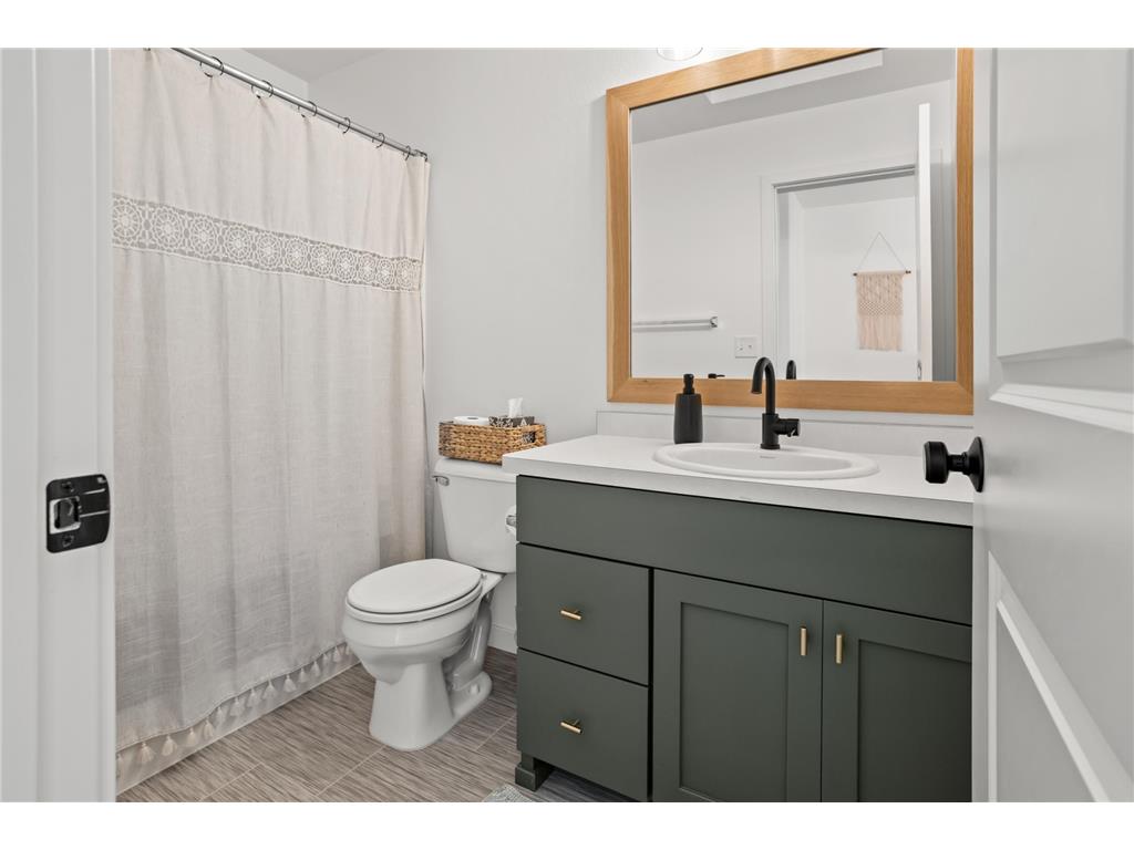 1038 Ashley Drive W West Fargo ND 58078 7095658 image33