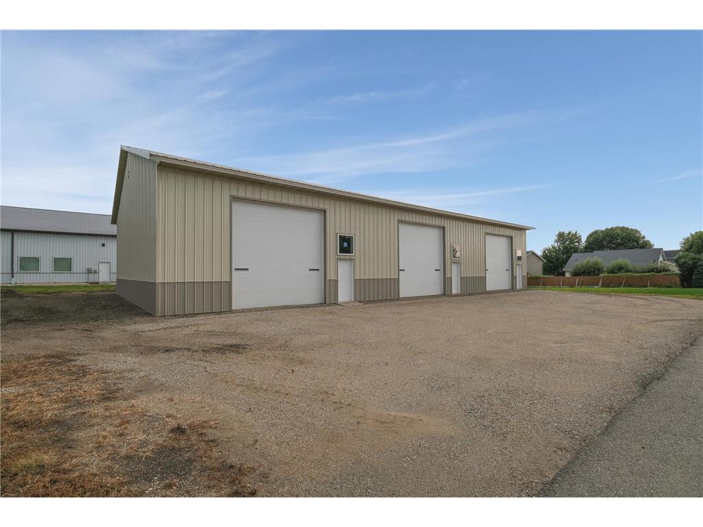 1038 S Victory Drive Mankato MN 56001 6672437 image2