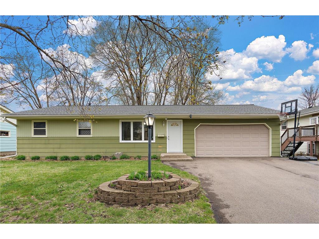 1038 Van Buren Street S Shakopee MN 55379 7058851 image1