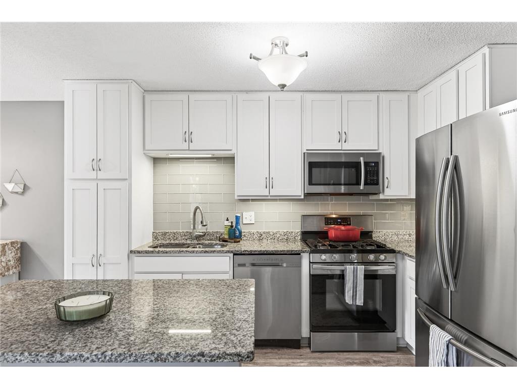 10381 Balsam Lane Eden Prairie MN 55347 7010423 image1