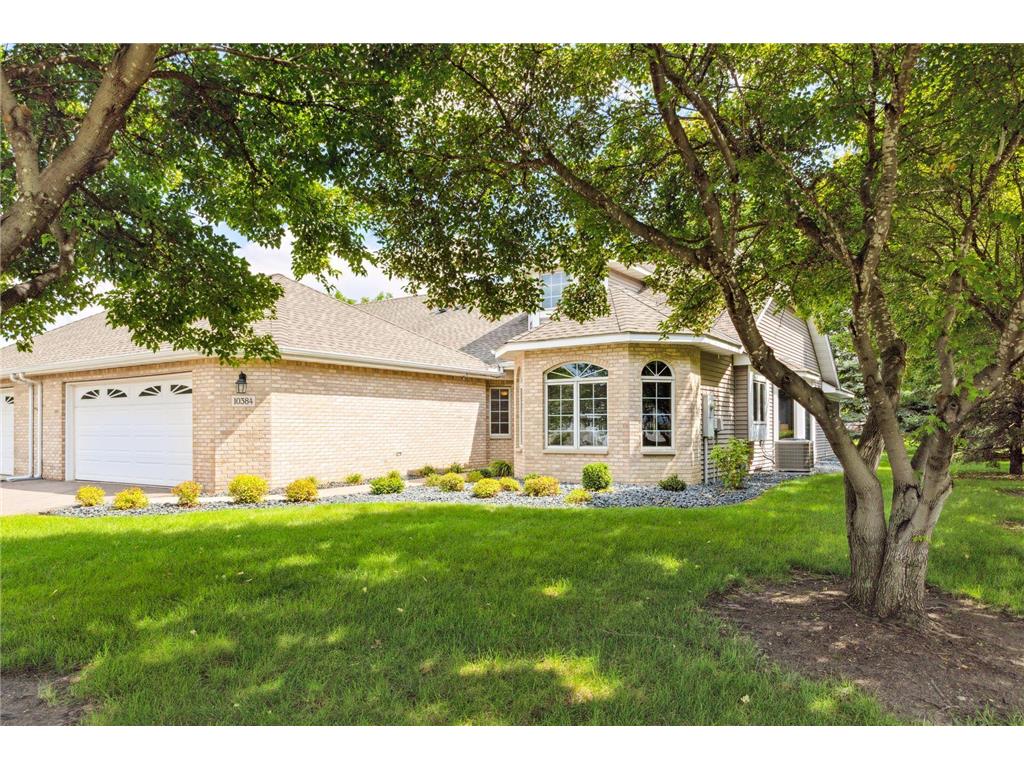 10384 Eagle Pointe Trail, Woodbury, MN, 55129 MLS 6250309 Edina Realty