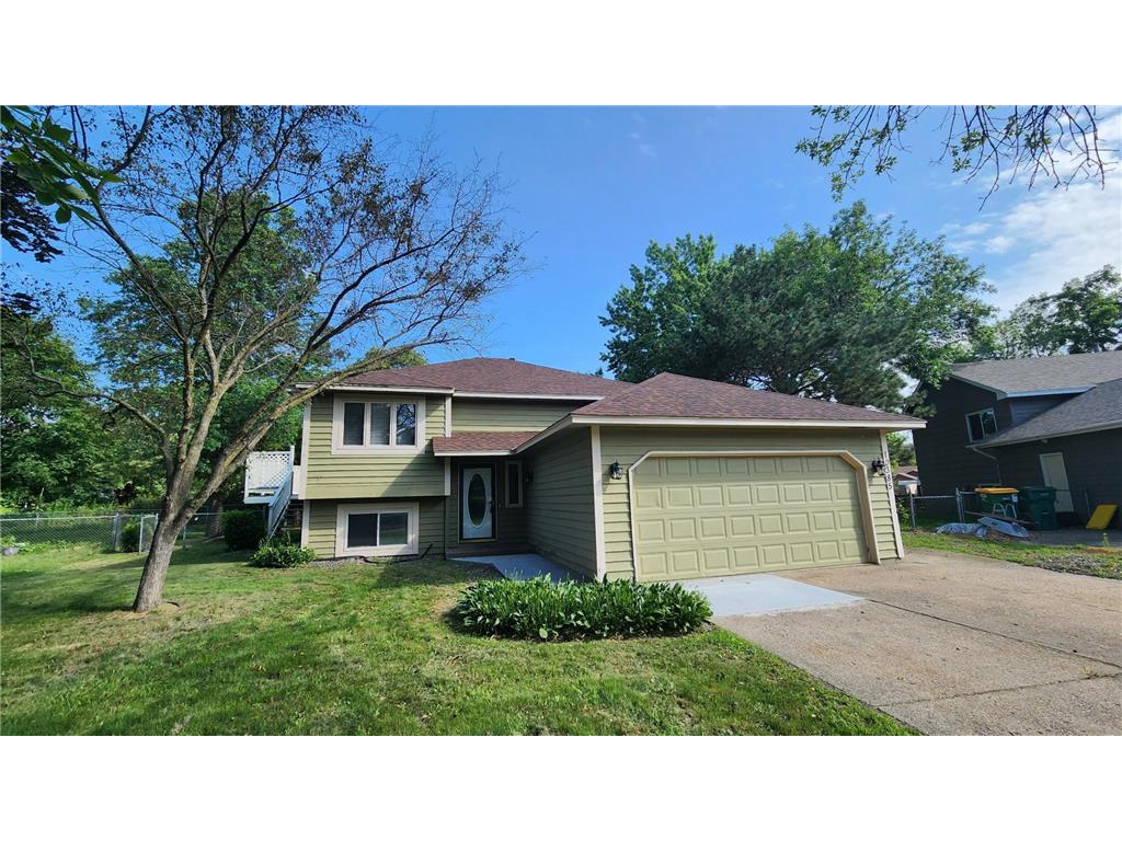 10385 Bluebird Street NW Coon Rapids MN 55433 6571894 image1