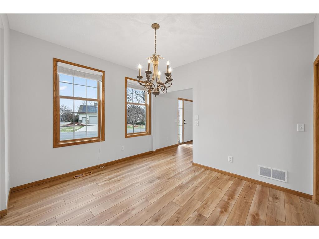 10385 Yates Drive N Brooklyn Park MN 55443 7046629 image10