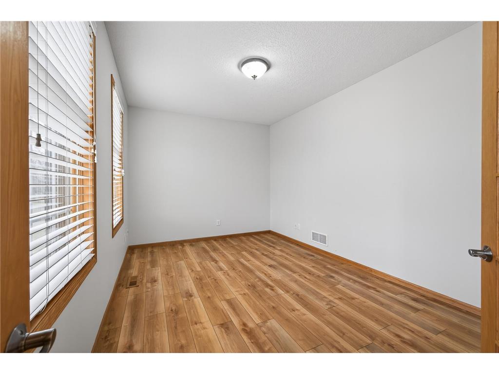 10385 Yates Drive N Brooklyn Park MN 55443 7046629 image7