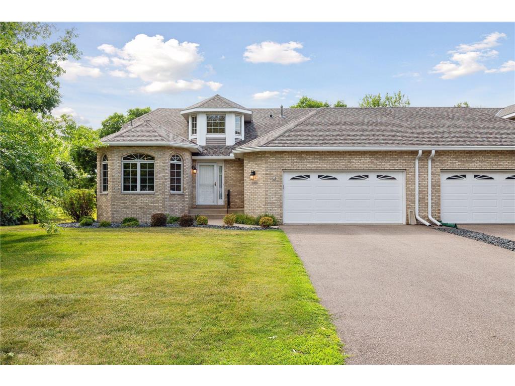 10389 Eagle Pointe Trail, Woodbury, MN, 55129 MLS 6406126 Edina Realty