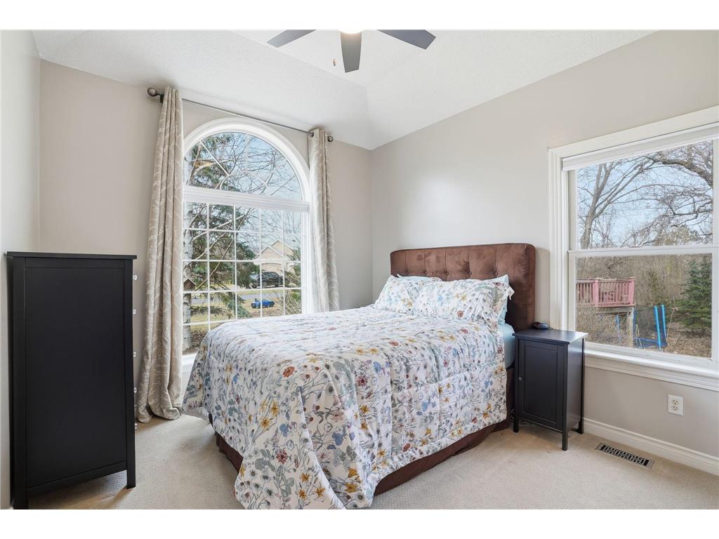 10389 Fox Run Road Woodbury MN 55129 7051923 image31