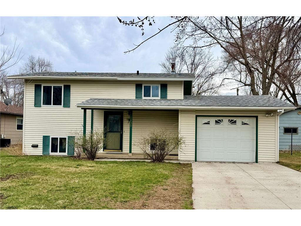 1039 36th Avenue N Saint Cloud MN 56303 7054870 image1