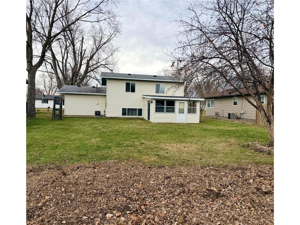 1039 36th Avenue N Saint Cloud MN 56303 7054870 image2