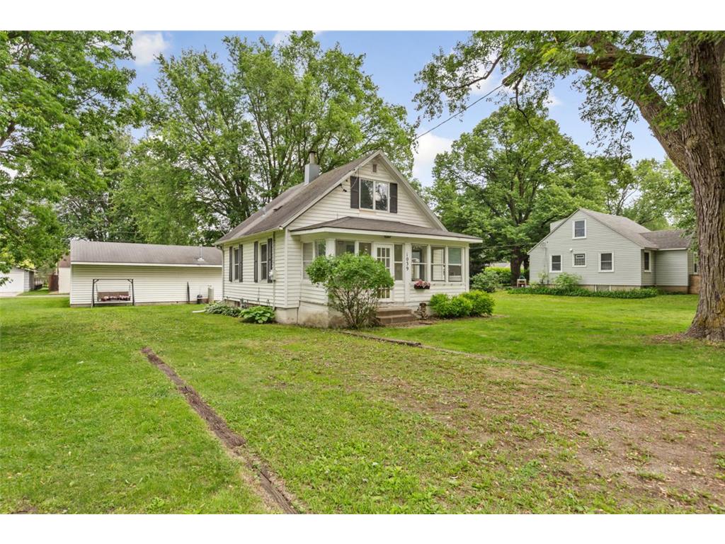 1039 9th Avenue SW Faribault MN 55021 6798458 image1