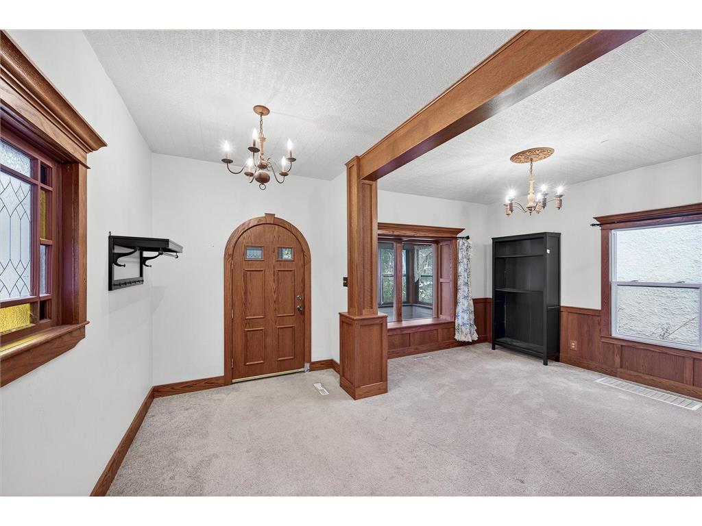 1039 Argyle Street Saint Paul MN 55103 6809184 image1